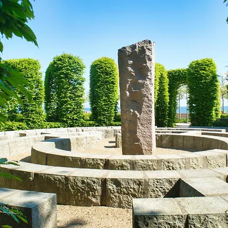 Lejlighed Mit Meerblick Und Balkon, Gratis Nutzung Vom Ahoi Erlebnisbad Und Sauna In Sellin - Meeresblick 14 Goehren (Ruegen)