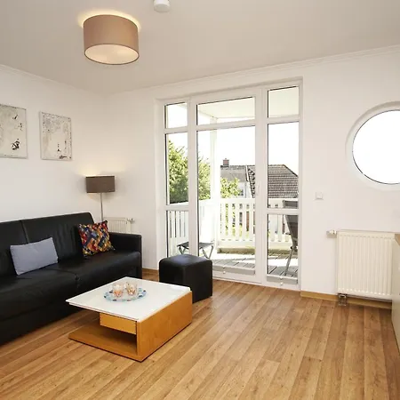 Mit Meerblick Und Balkon, Gratis Nutzung Vom Ahoi Erlebnisbad Und Sauna In Sellin - Meeresblick 14 Apartment Goehren (Ruegen)