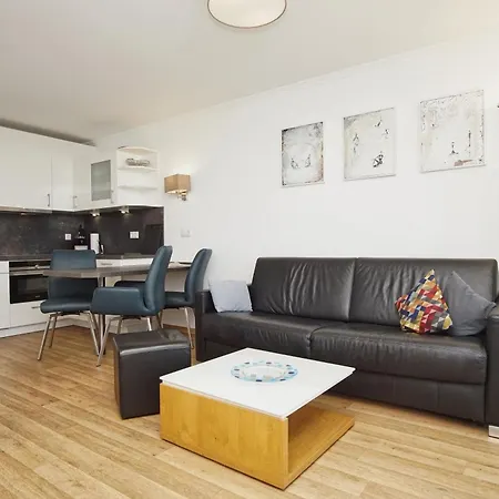 Meeresblickresidenzen Nr 14 Mit Sauna- Und Schwimmbadnutzung Im Ahoi Sellin Goehren (Ruegen)