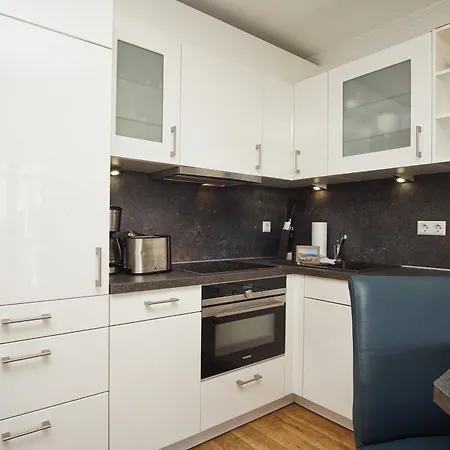 Meeresblickresidenzen Nr 14 Mit Sauna- Und Schwimmbadnutzung Im Ahoi Sellin *