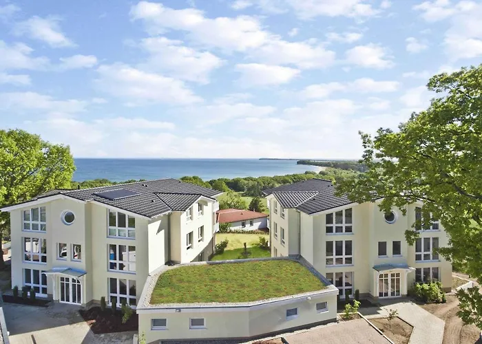 mit Meerblick und Balkon, gratis Nutzung vom AHOI Erlebnisbad und Sauna in Sellin - Meeresblick FeWo 14 Apartment *